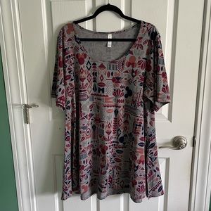 Disney LuLaRoe women’s perfect tee 2XL